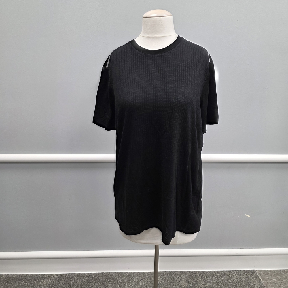 Tek Gear Black Short Sleeve Men's Tee